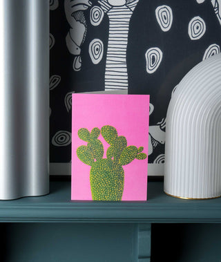 CACTUS ON PINK